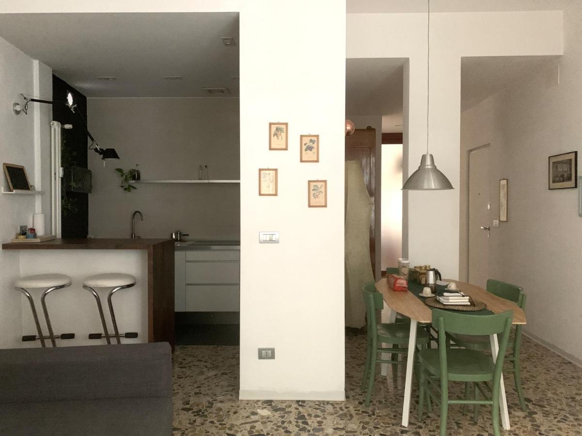 Il Giardino Segreto Apartment ปาร์มา ภายนอก รูปภาพ